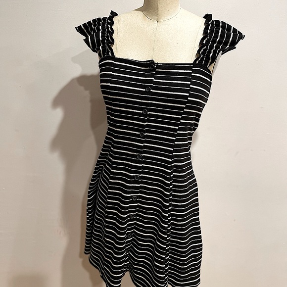 Forever 21 Dress - Picture 3 of 3